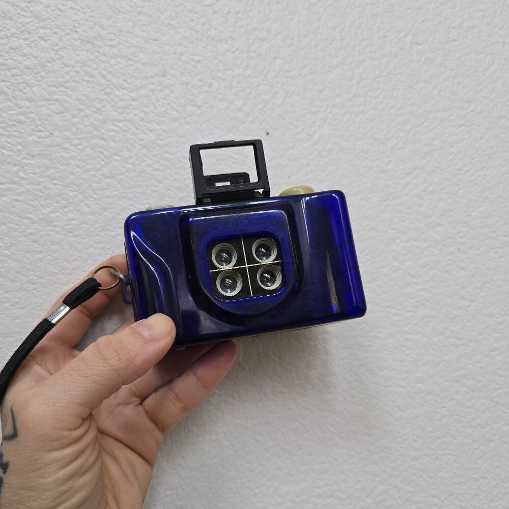vintage Y2K | Lomography ActionSampler cobalt blue 35mm film camera